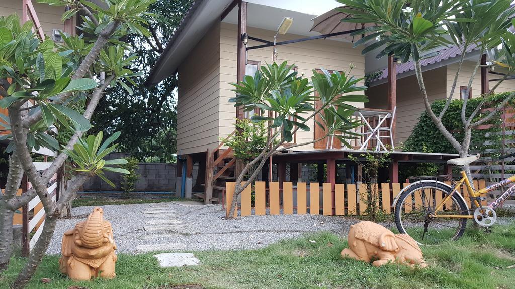 Bansuan Inthanon Resort Чом Тонг Екстериор снимка